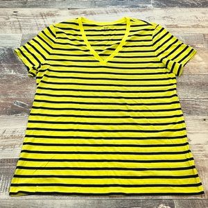 Gap Tee